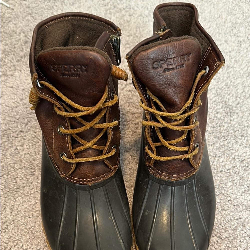 Sperry Women’s Brown and Black Duck Boots